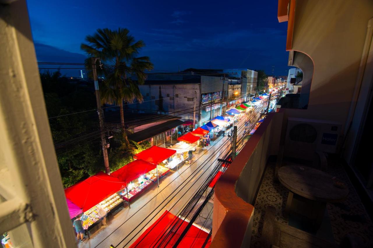 Tha Hostel Chiang Mai Zewnętrze zdjęcie
